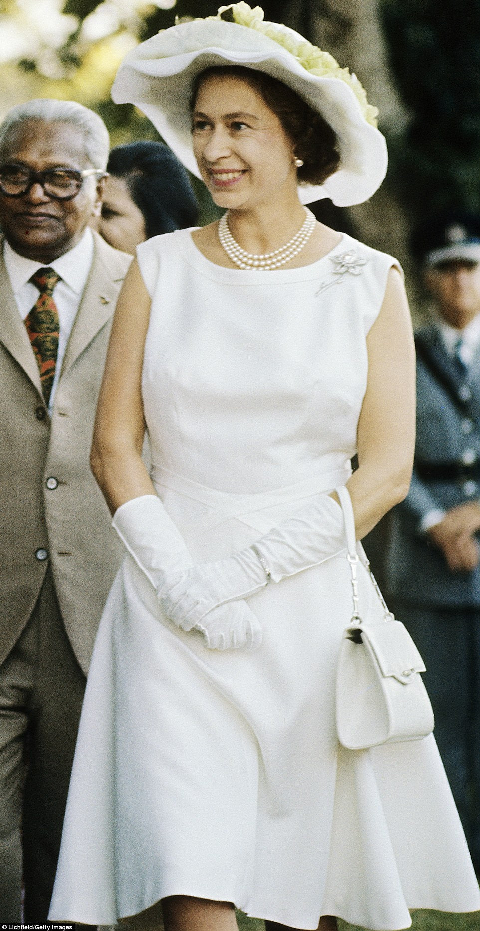 Walkabout In Mauritius | 1972-Cornelia James