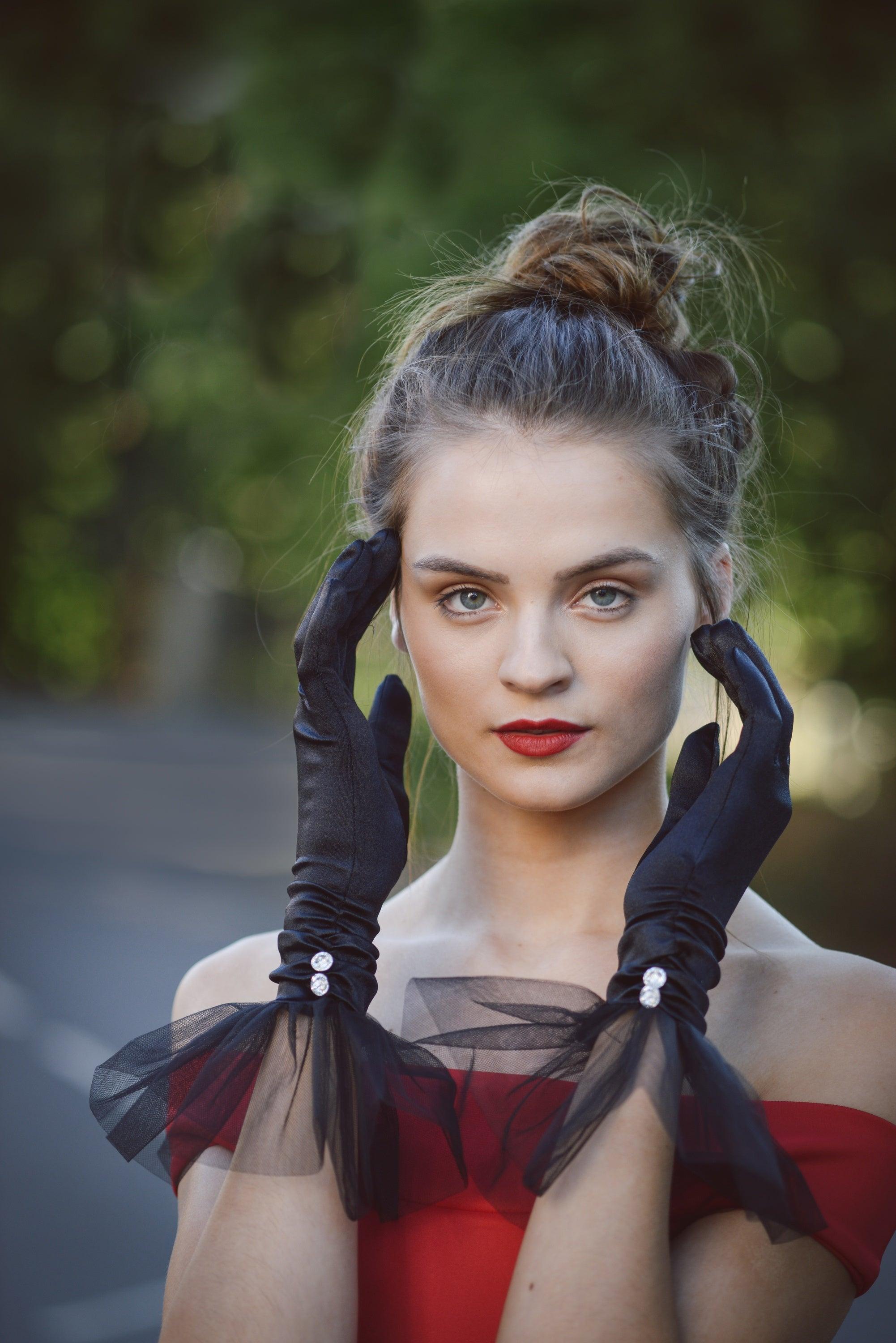 Gloves Are About To Be Your Greatest Party Accessory For 2022-Cornelia James