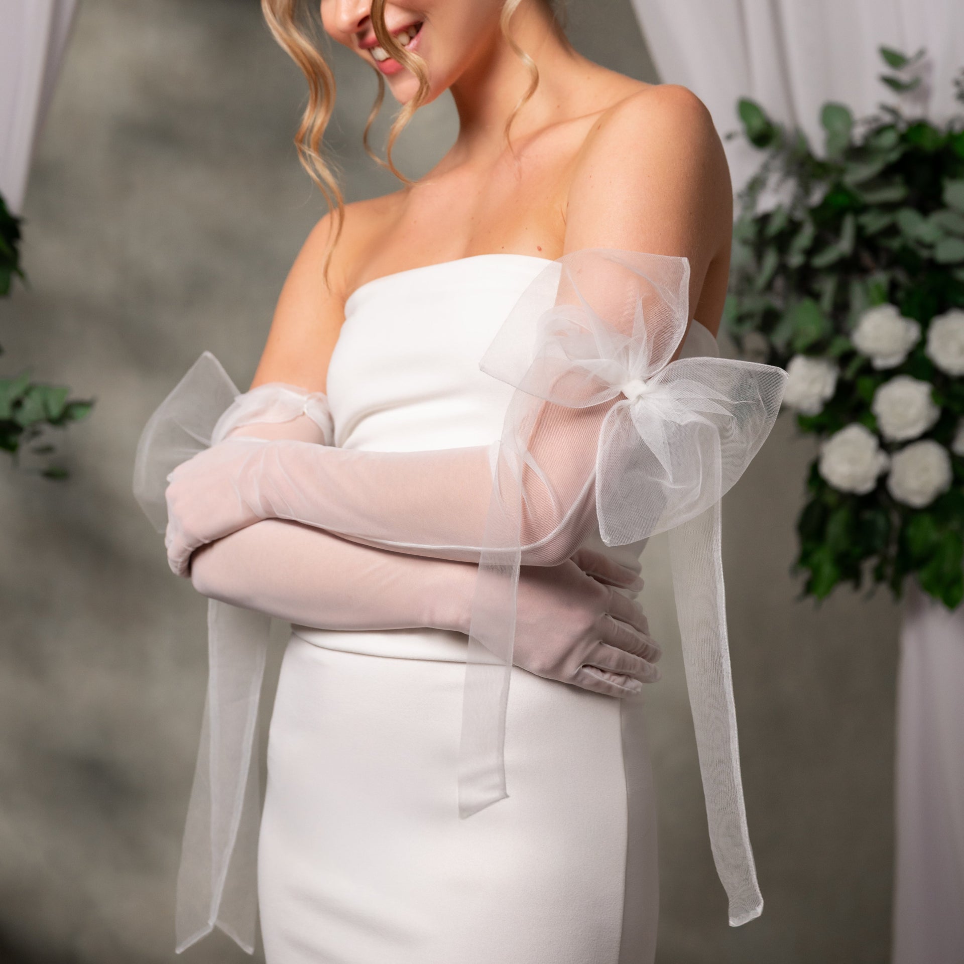 Amara Bridal Tulle Opera Glove