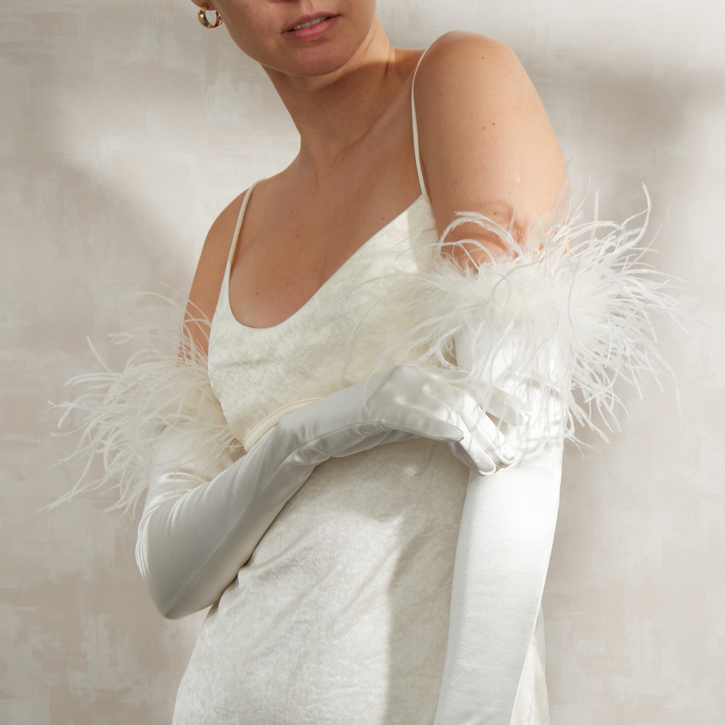 Ivory Satin Opera Gloves - Ariadne