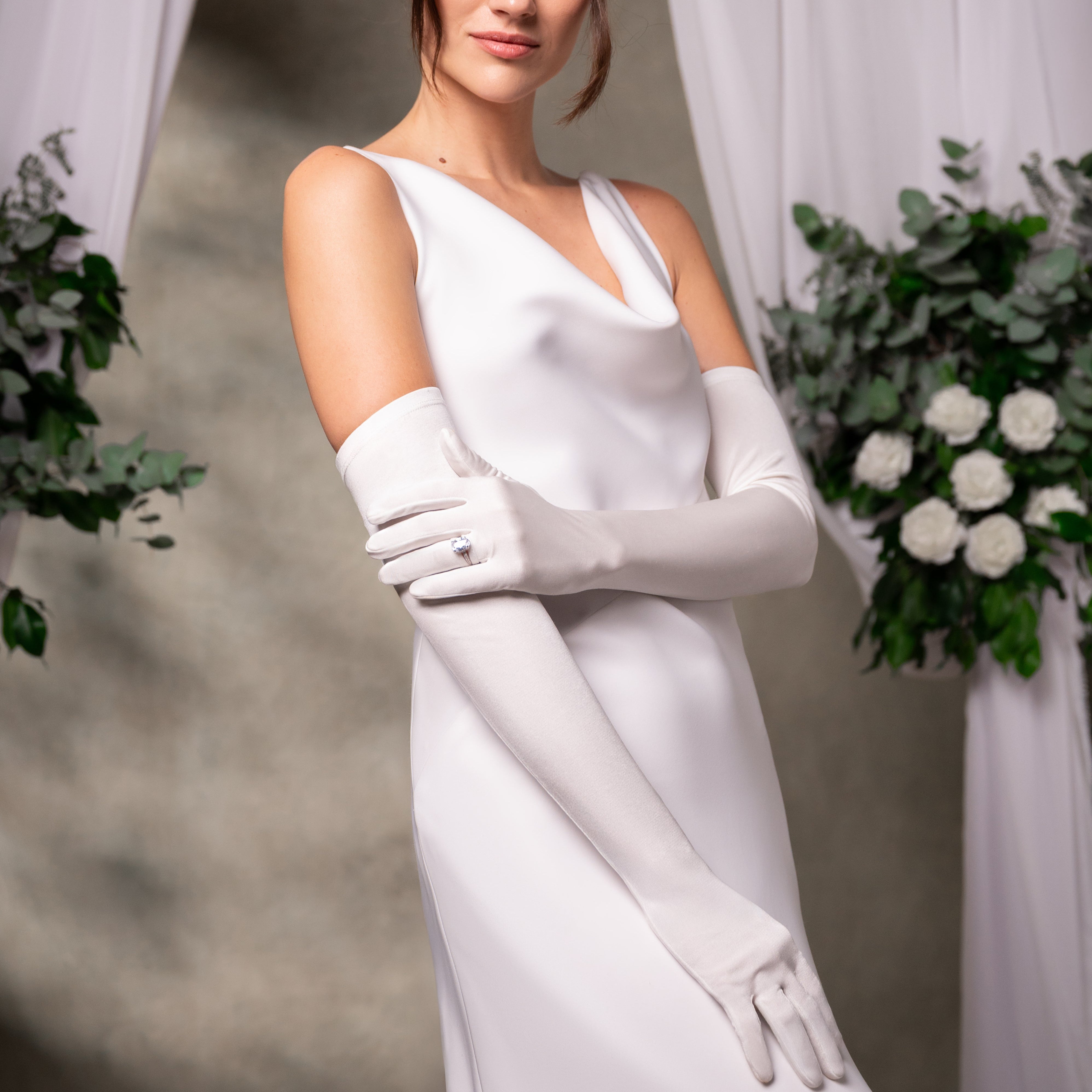 Desdemona | Bridal Silk Opera Glove
