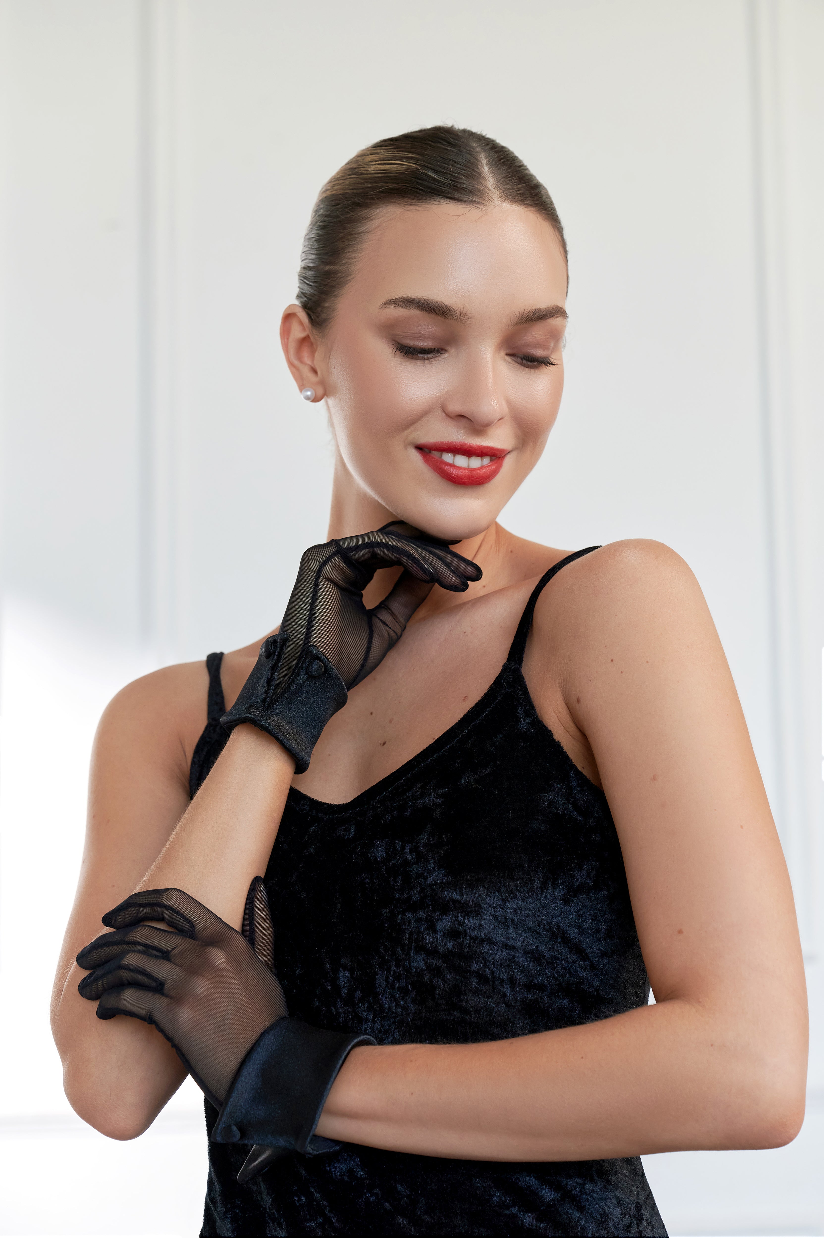 Tulle Gloves with Satin Cuff - Elena – Cornelia James