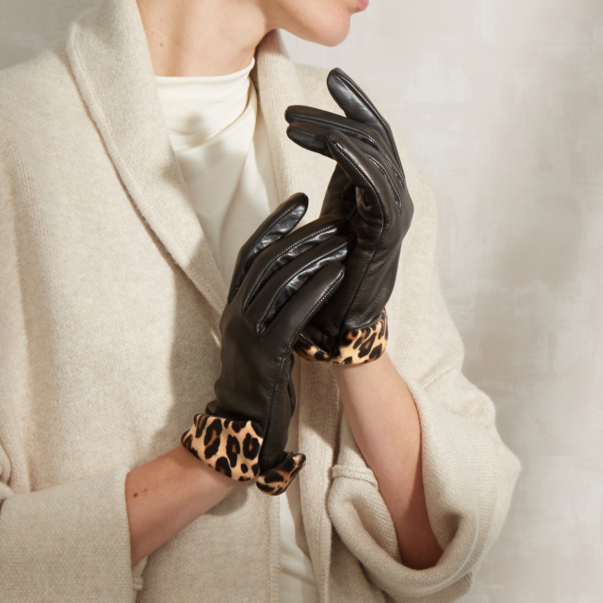 Leather Gloves with Silk Lining - Natalie – Cornelia James