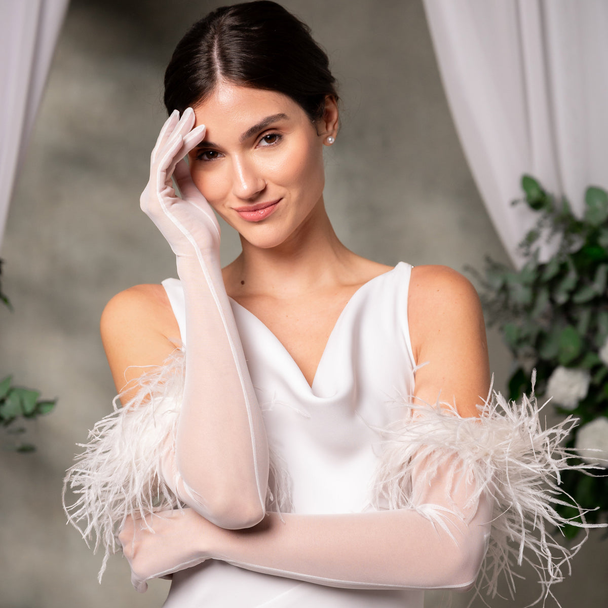 Sofia Bridal Tulle Opera Glove